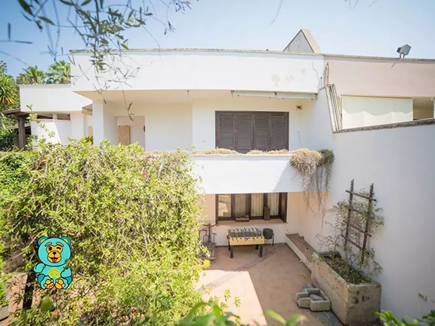 Immagine 14 di Villa in vendita  a Lizzanello