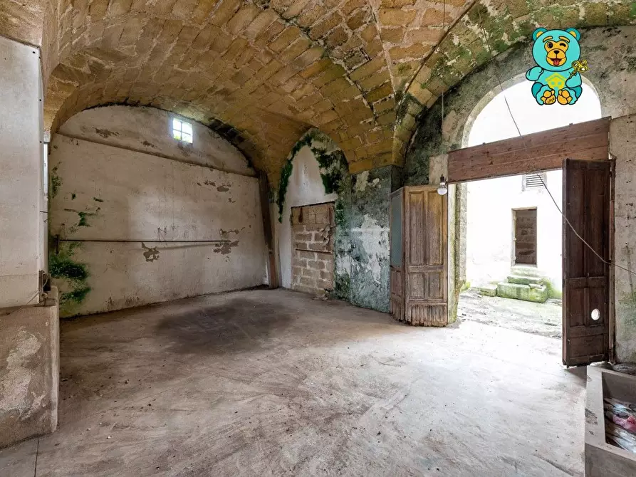 Immagine 18 di Casa indipendente in vendita  a Matino