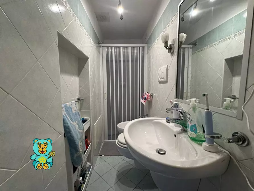 Immagine 15 di Casa indipendente in vendita  a Squinzano