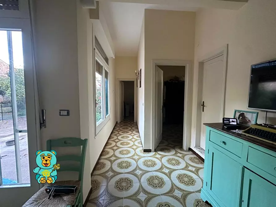 Immagine 2 di Casa indipendente in vendita  a Squinzano