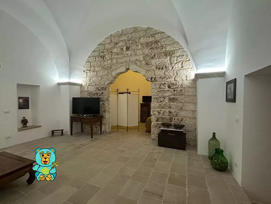 Immagine 29 di Palazzo in vendita  a Soleto