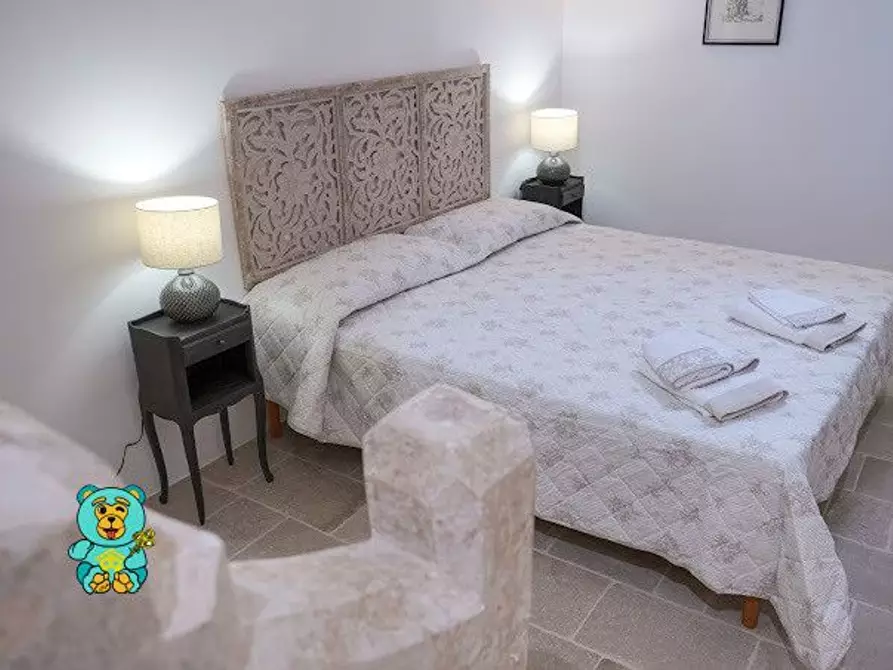 Immagine 13 di Palazzo in vendita  a Soleto