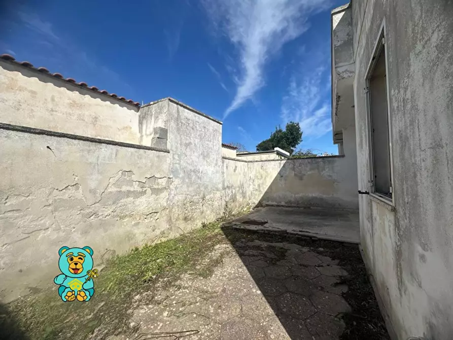 Immagine 14 di Casa indipendente in vendita  a Lecce