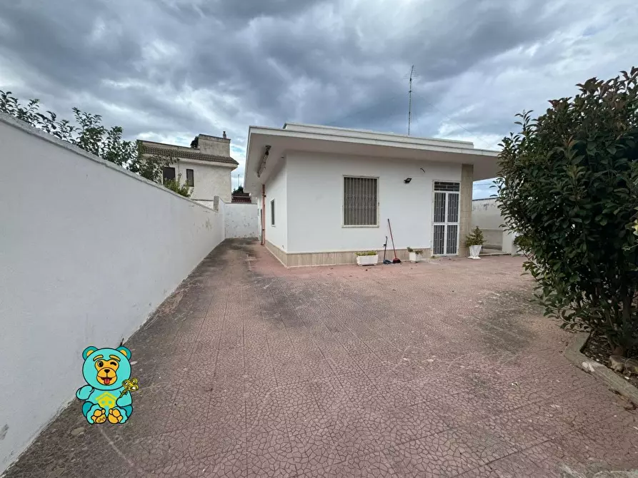 Immagine 19 di Casa indipendente in vendita  a Lecce