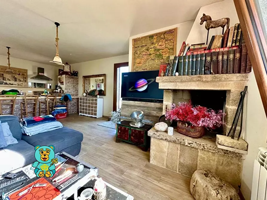 Immagine 4 di Villa in vendita  a Castrignano Del Capo