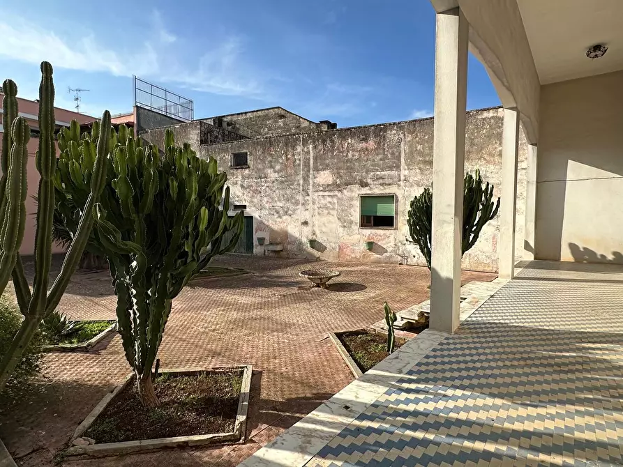 Immagine 12 di Casa indipendente in vendita  a Copertino