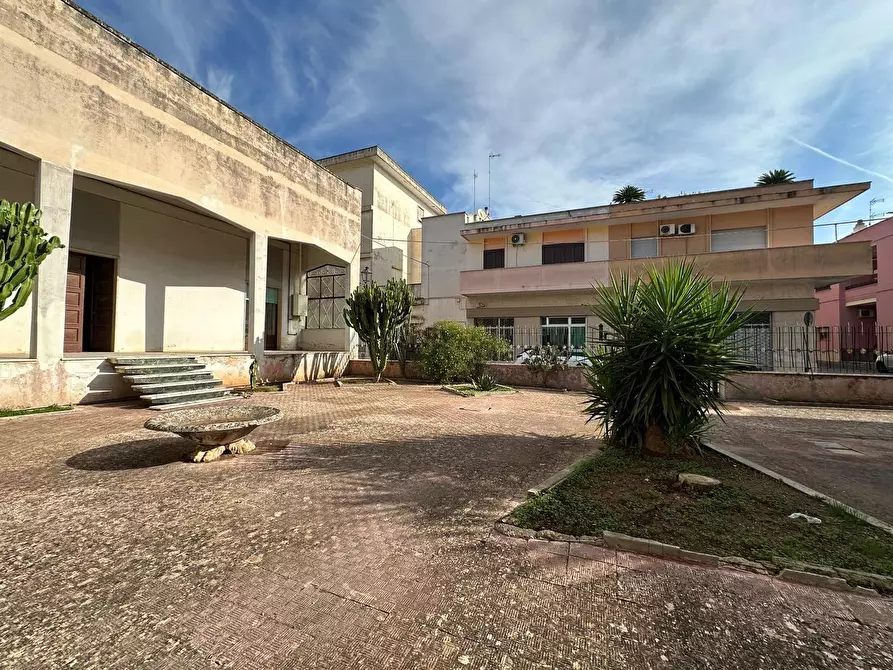 Immagine 48 di Casa indipendente in vendita  a Copertino