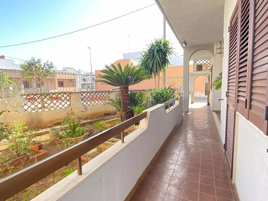 Immagine 4 di Casa bifamiliare in vendita  a Monteroni Di Lecce