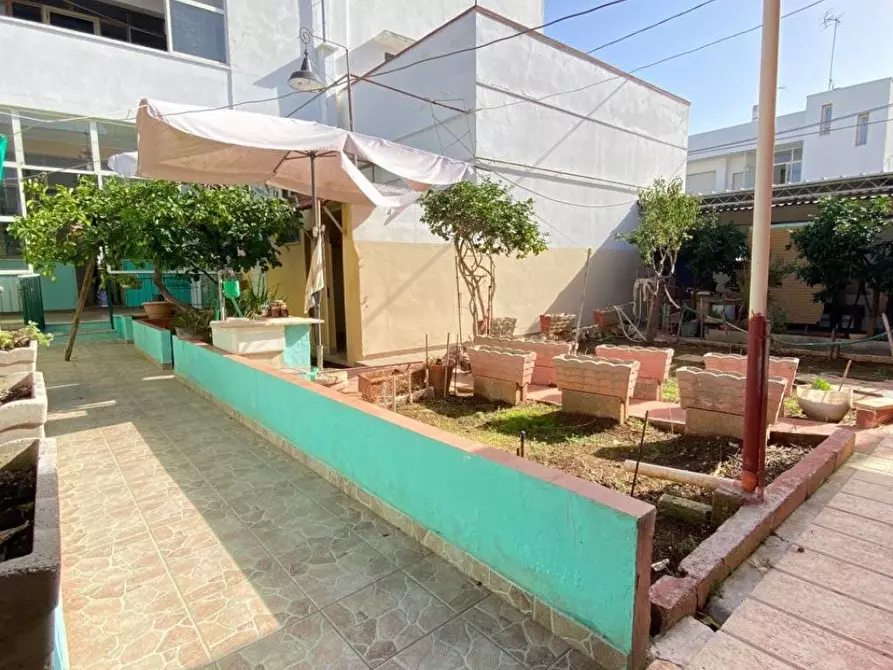 Immagine 9 di Casa bifamiliare in vendita  a Monteroni Di Lecce