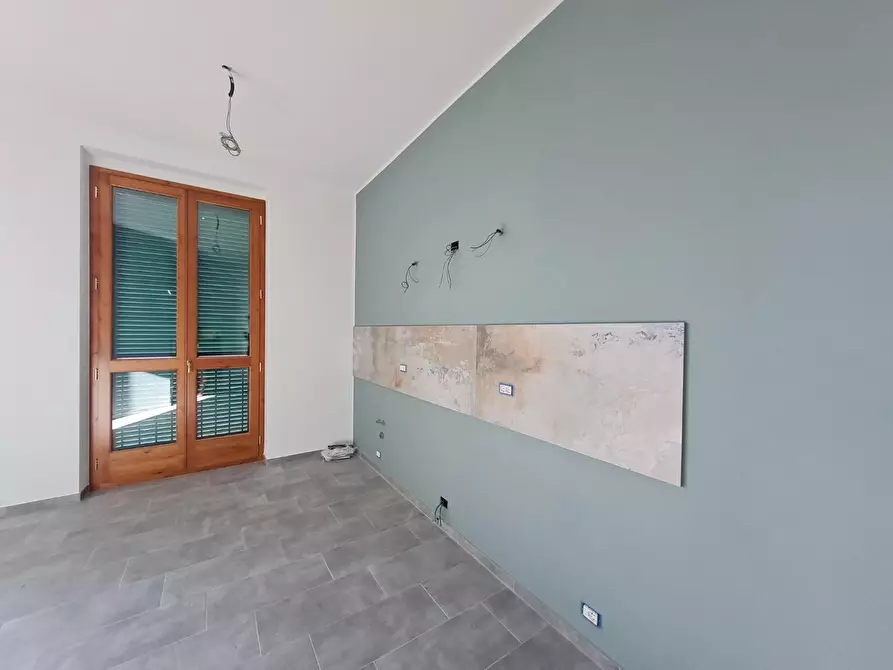 Immagine 5 di Appartamento in vendita  a Campiglia Marittima