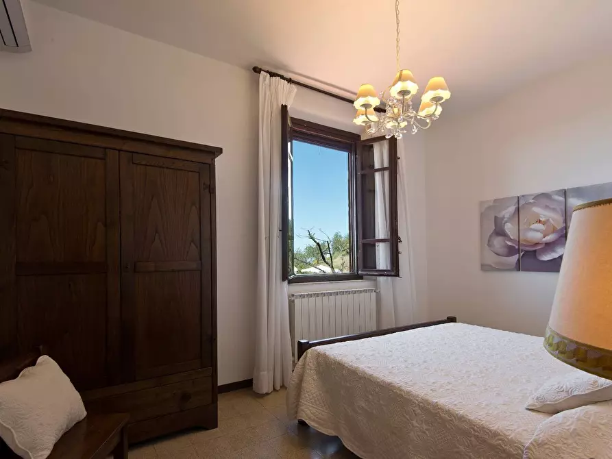 Immagine 20 di Villa in vendita  a Massarosa