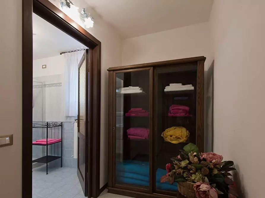 Immagine 14 di Villa in vendita  a Massarosa