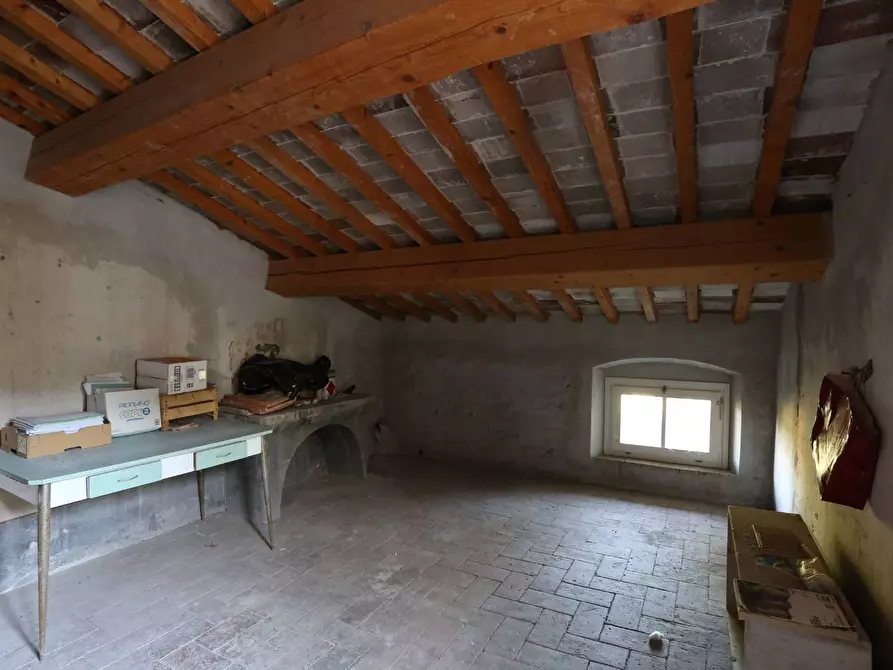 Immagine 24 di Villa in vendita  a Buti