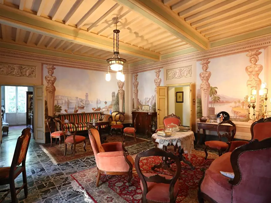 Immagine 2 di Villa in vendita  a Buti