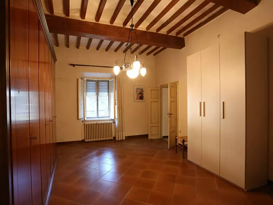 Immagine 17 di Villa in vendita  a Buti