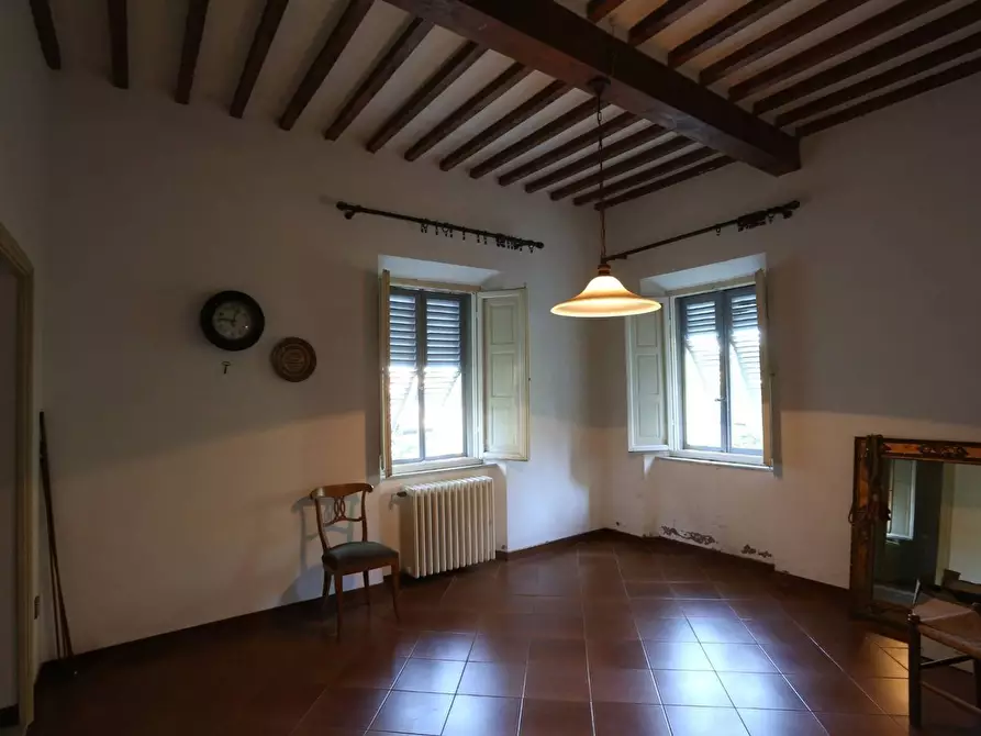 Immagine 16 di Villa in vendita  a Buti