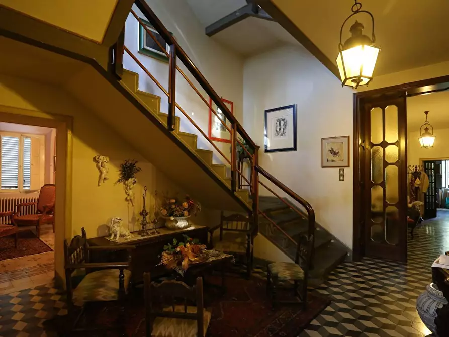 Immagine 10 di Villa in vendita  a Buti