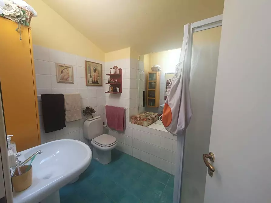 Immagine 8 di Appartamento in vendita  a Camaiore