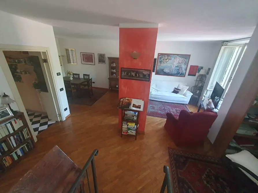 Immagine 18 di Appartamento in vendita  a Camaiore