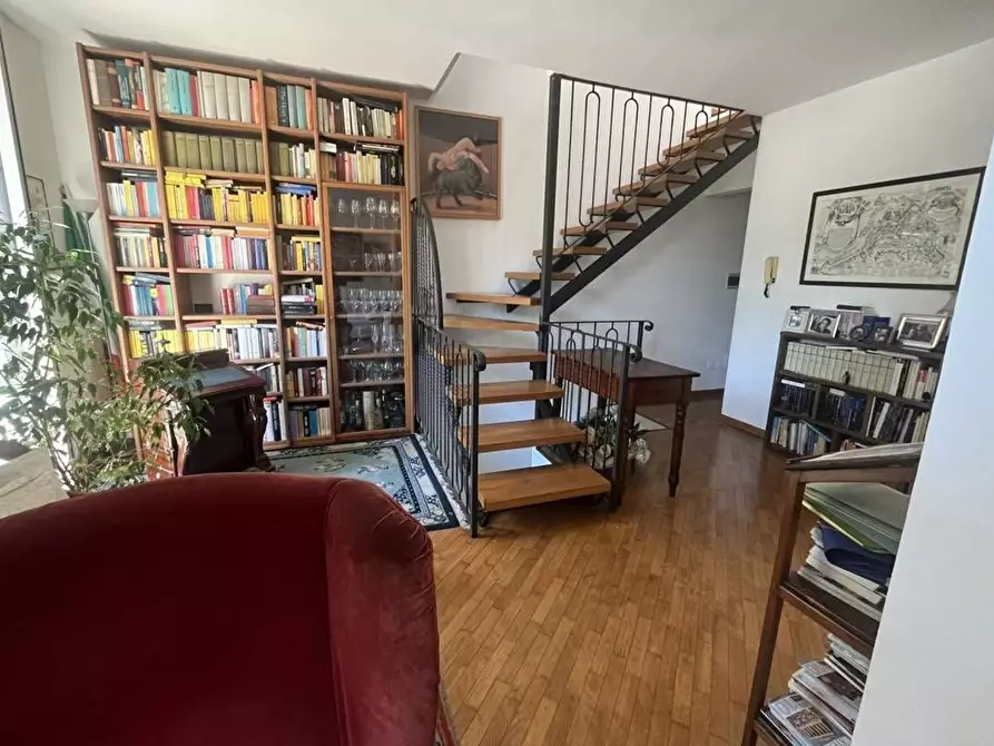 Immagine 4 di Appartamento in vendita  a Camaiore