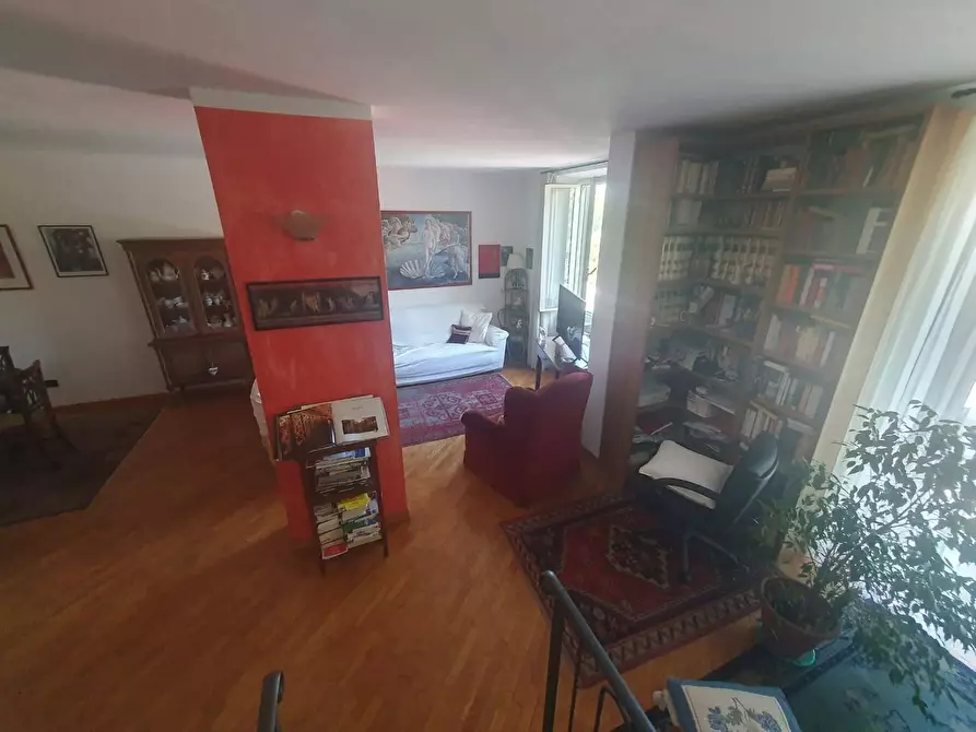 Immagine 19 di Appartamento in vendita  a Camaiore