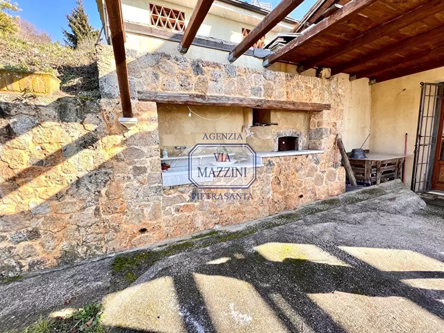 Immagine 6 di Casa colonica in vendita  a Pietrasanta