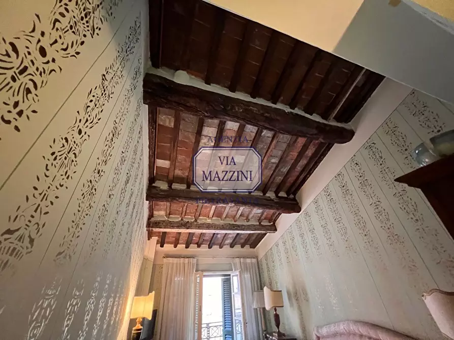 Immagine 10 di Appartamento in vendita  a Pietrasanta