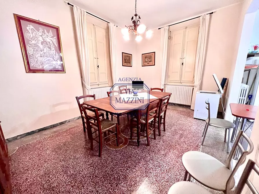 Immagine 15 di Villa in vendita  a Pietrasanta