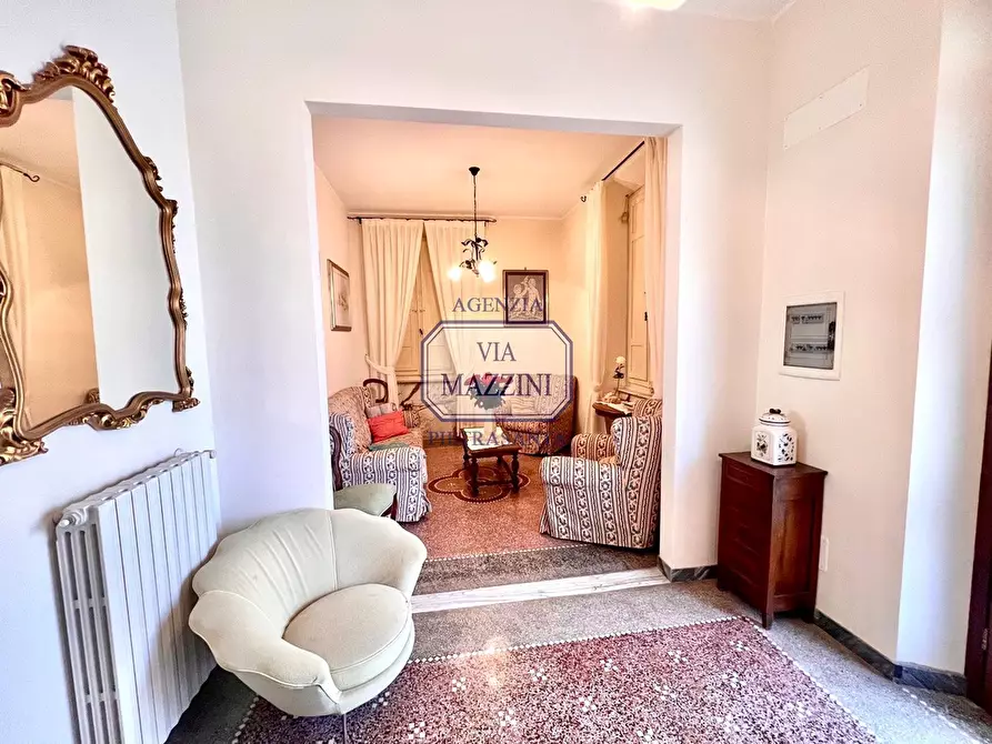 Immagine 13 di Villa in vendita  a Pietrasanta