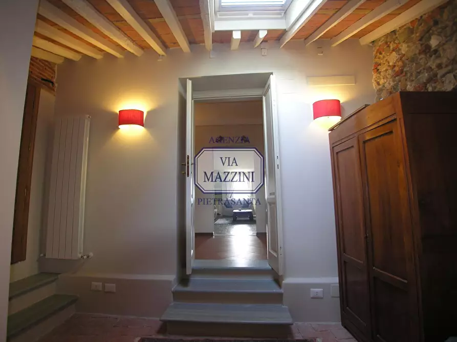 Immagine 5 di Appartamento in affitto  a Pietrasanta