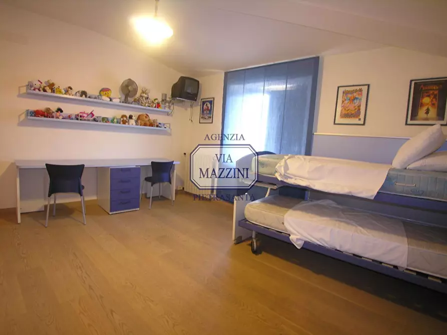 Immagine 12 di Appartamento in affitto  a Pietrasanta