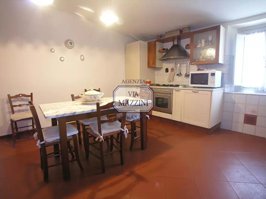 Immagine 11 di Appartamento in affitto  a Pietrasanta