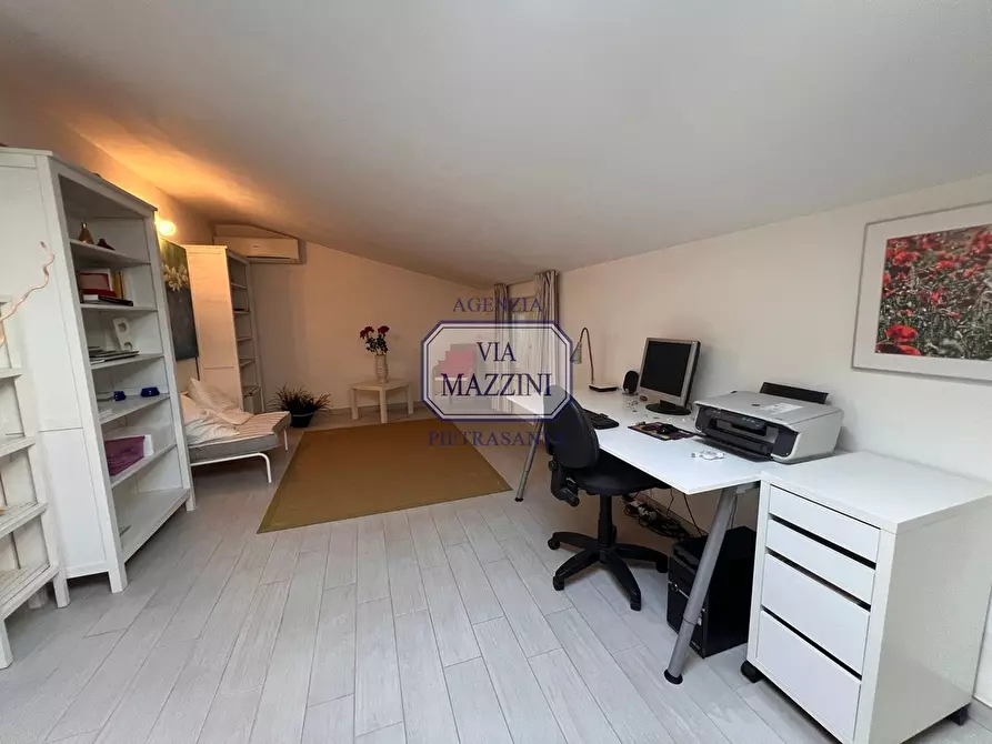 Immagine 24 di Villetta a schiera in vendita  a Pietrasanta