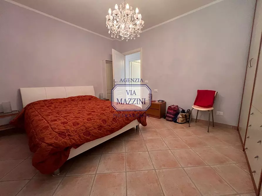 Immagine 15 di Villetta a schiera in vendita  a Pietrasanta