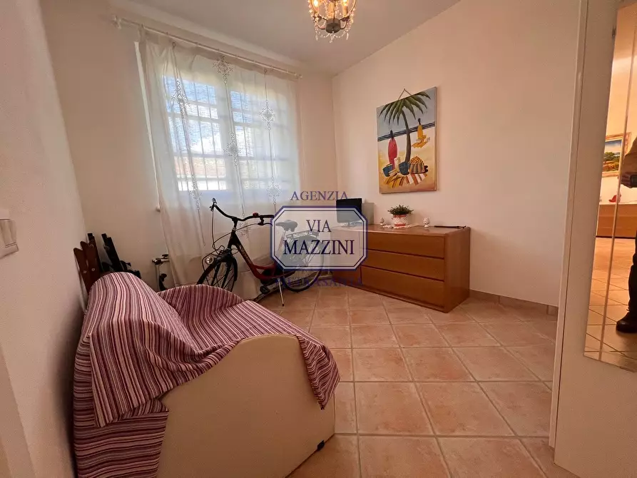 Immagine 9 di Villetta a schiera in vendita  a Pietrasanta