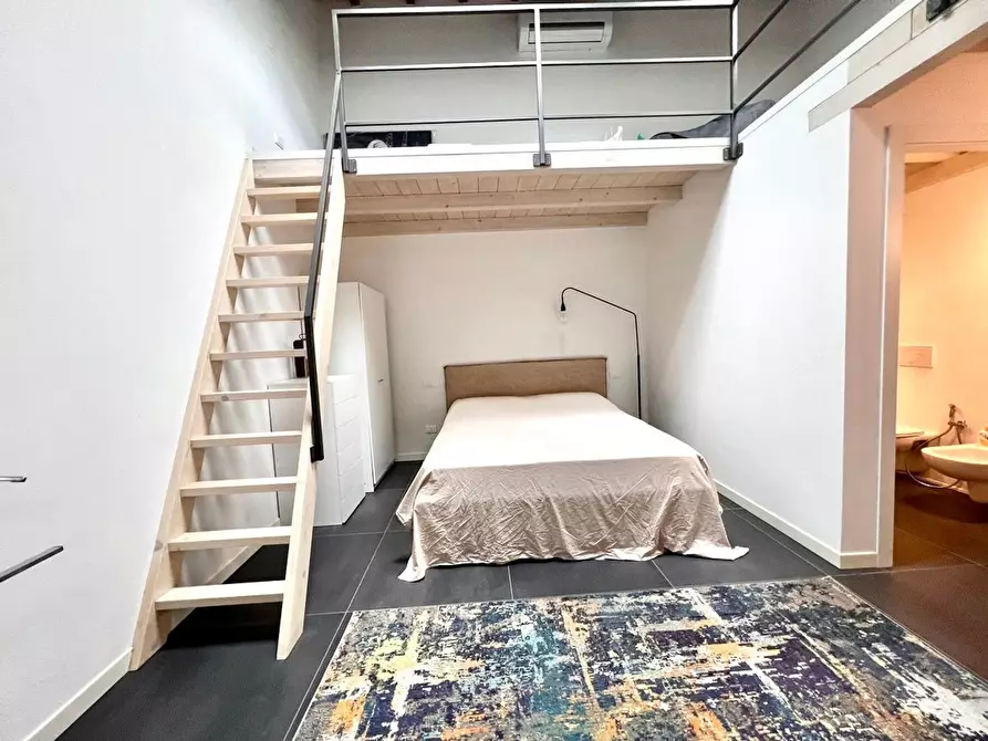 Immagine 14 di Appartamento in vendita  a Pietrasanta