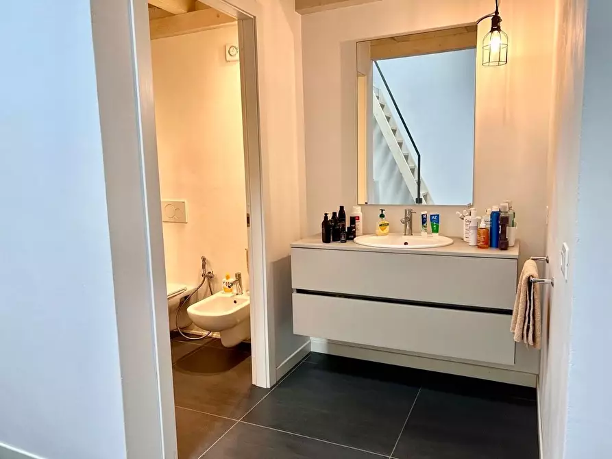 Immagine 18 di Appartamento in vendita  a Pietrasanta