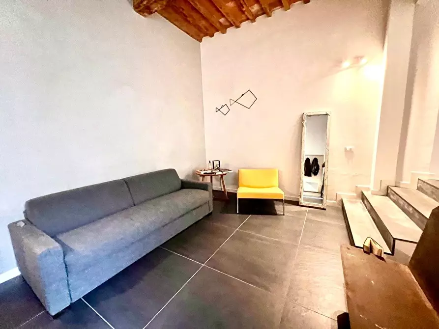 Immagine 6 di Appartamento in vendita  a Pietrasanta