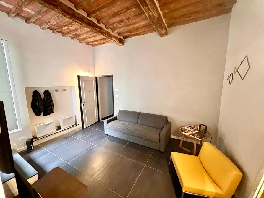 Immagine 8 di Appartamento in vendita  a Pietrasanta