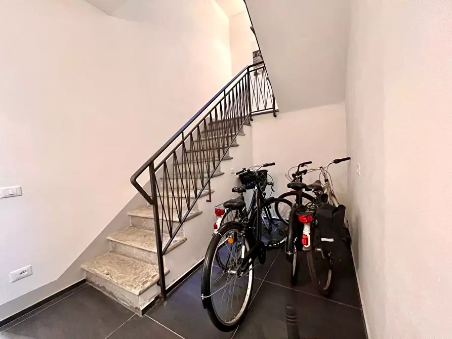 Immagine 23 di Appartamento in vendita  a Pietrasanta