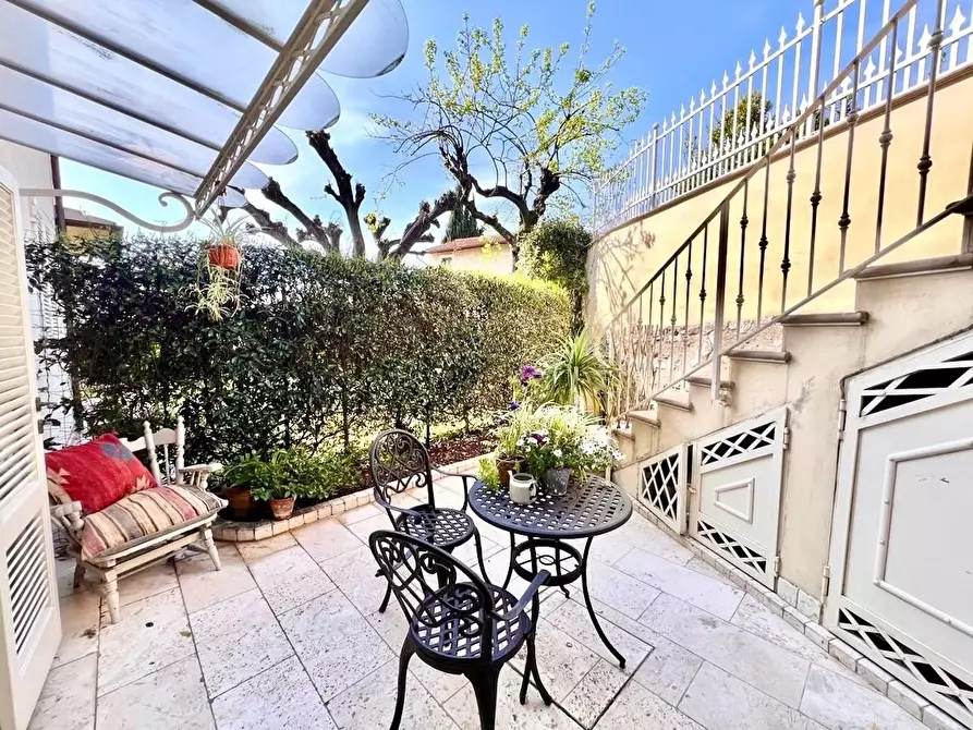 Immagine 14 di Villetta a schiera in vendita  a Pietrasanta