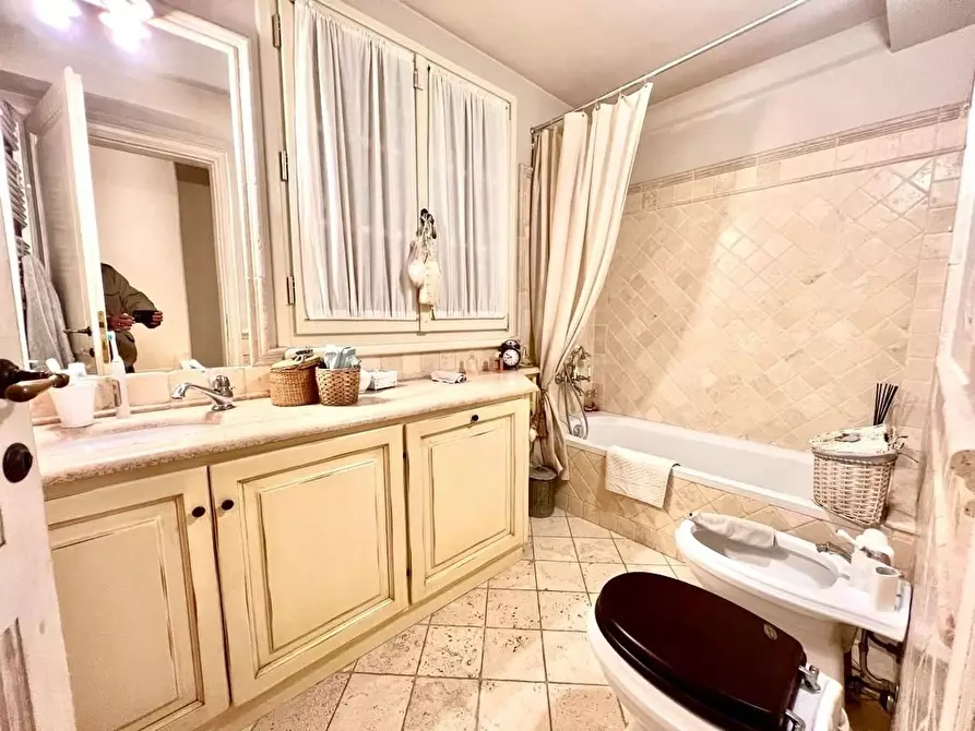 Immagine 6 di Villetta a schiera in vendita  a Pietrasanta