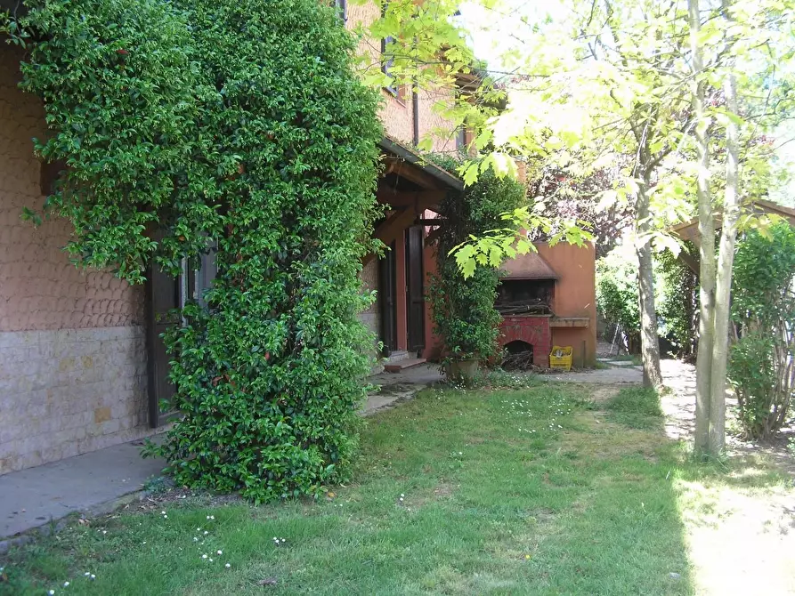 Immagine 14 di Villa in vendita  a Fauglia