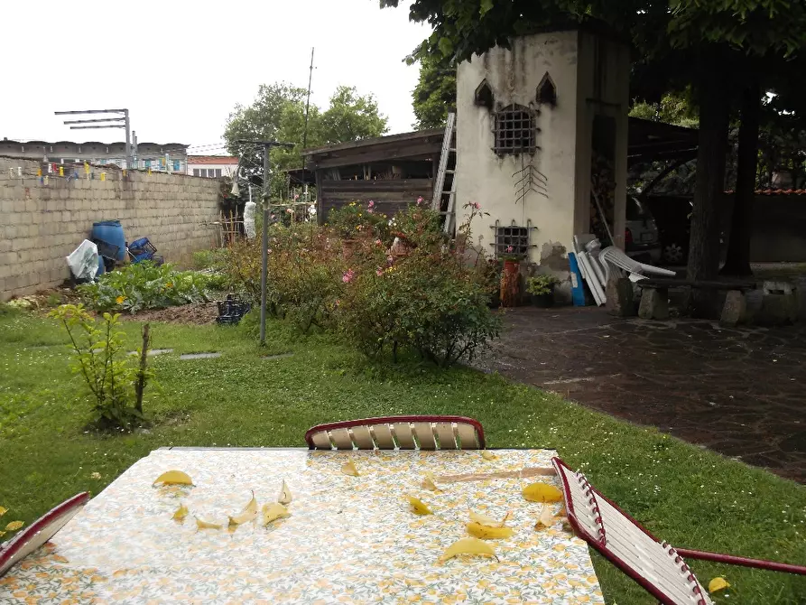 Immagine 14 di Villa in vendita  a San Miniato