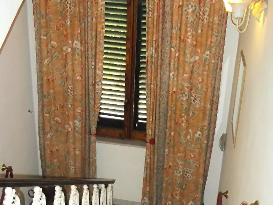 Immagine 7 di Villa in vendita  a San Miniato