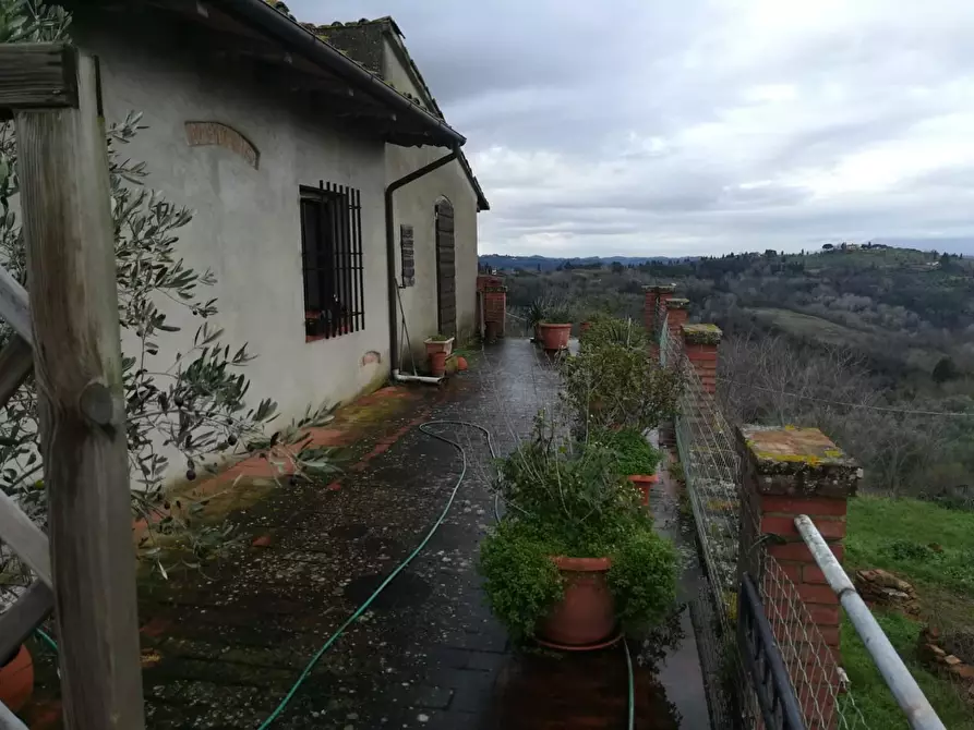 Immagine 3 di Villa in vendita  a San Miniato