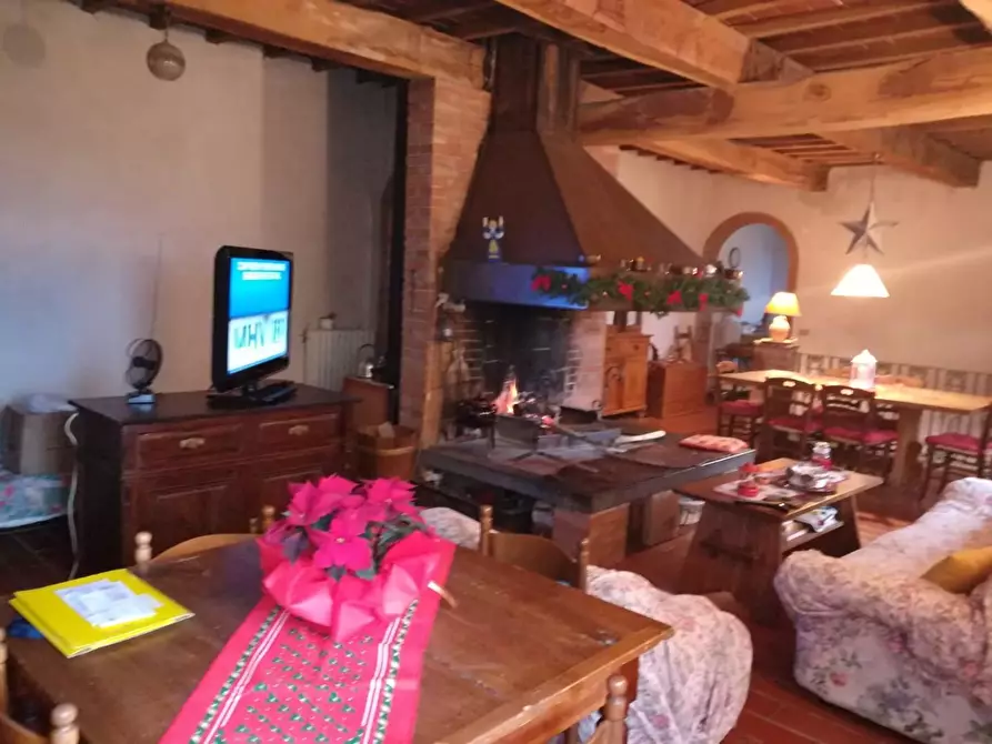 Immagine 8 di Villa in vendita  a San Miniato