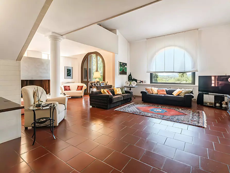 Immagine 3 di Villa in vendita  a San Miniato