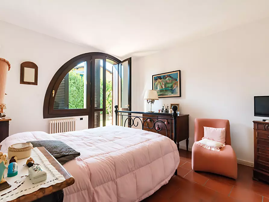 Immagine 6 di Villa in vendita  a San Miniato