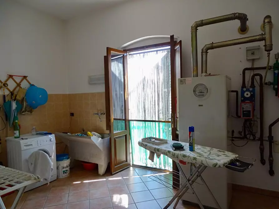 Immagine 14 di Villa in vendita  a San Miniato